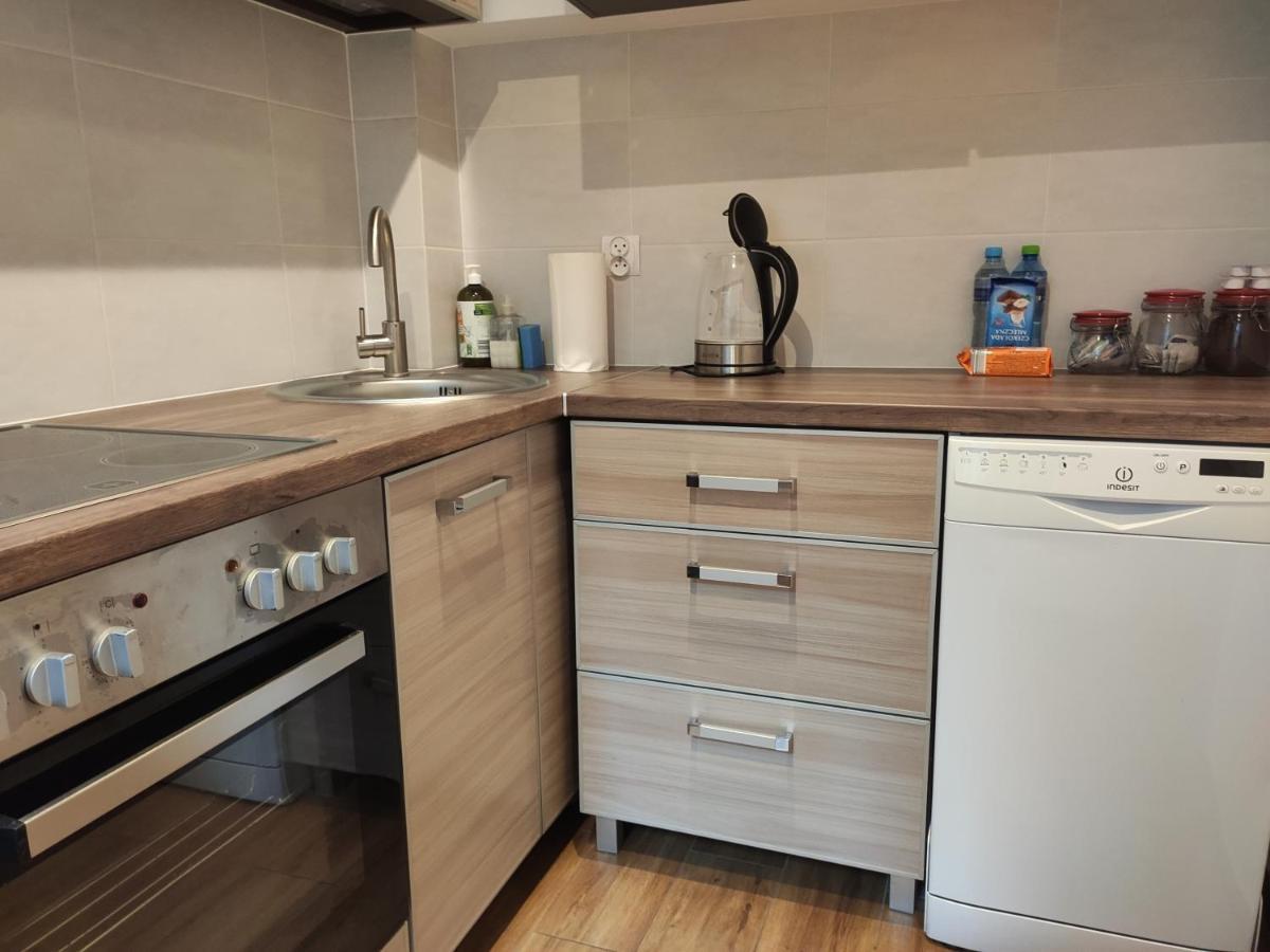 Centrum Apartament Old Town Swidnica  Bagian luar foto
