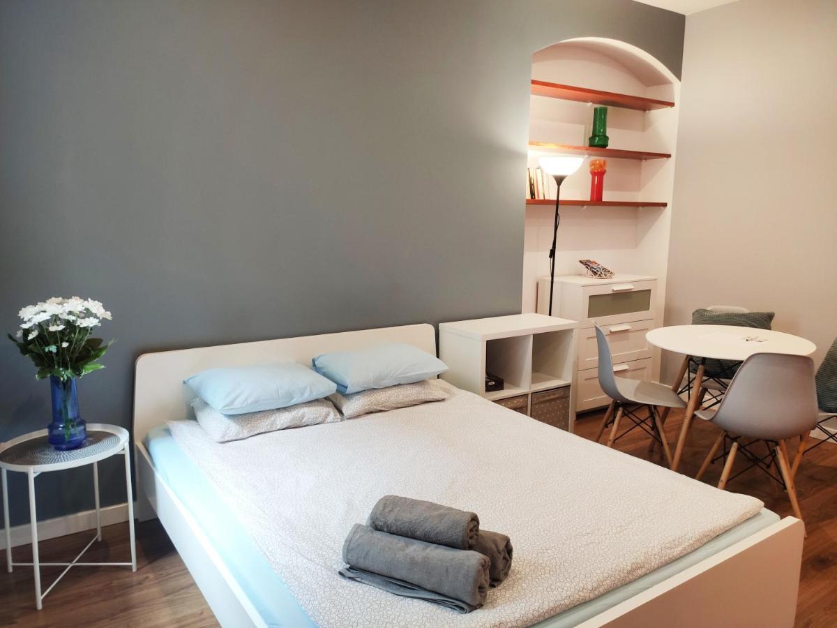 Centrum Apartament Old Town Swidnica  Bagian luar foto